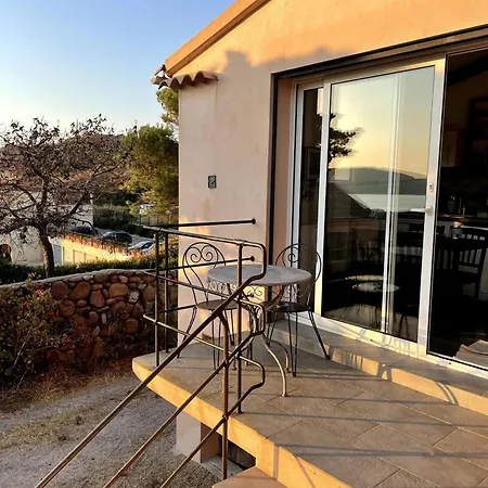 Lumineux A 30 M², Vue Daire Calvi (Corsica)